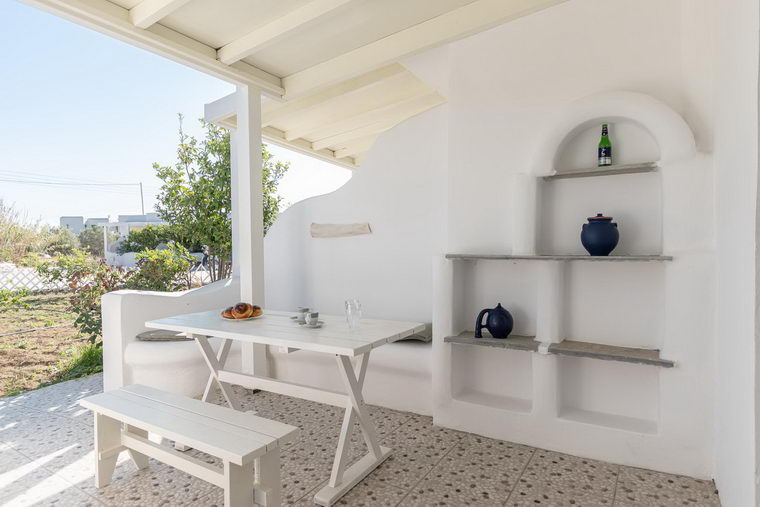 Ground floor apartments for 5 or 6